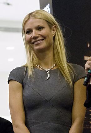 غوينيث بالترو تزور دبي